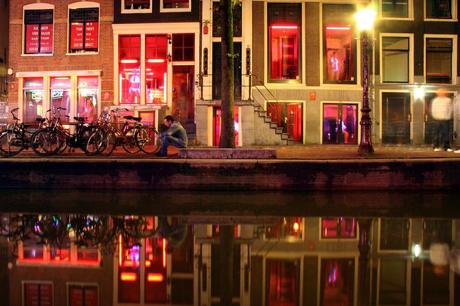 Amsterdam Red Light District and Coffee Shop Private Tour - Customer Feedback Analysis