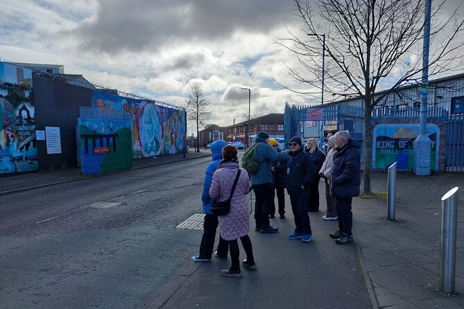Belfast Troubles Tour: Walls and Bridges - Meeting Point and Start Time