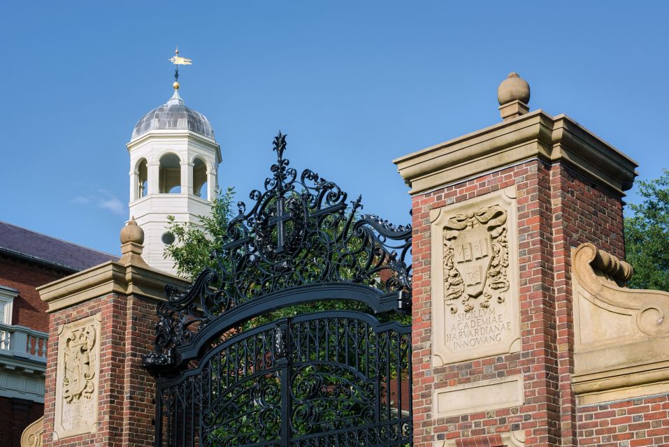 Boston: Harvard, MIT and Cambridge Day Tour - Discovering MIT Campus