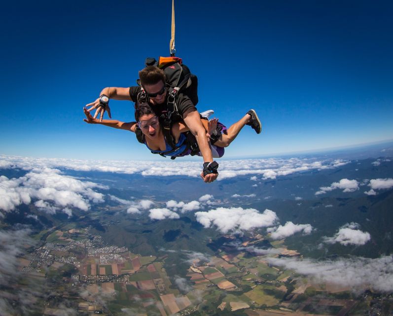Cairns: Tandem Skydive From 15,000 Feet - Experience Details