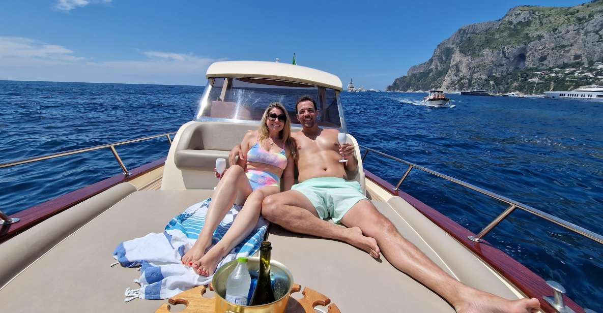 Capri : 2 Hours Private Boat From Capri - Itinerary Highlights