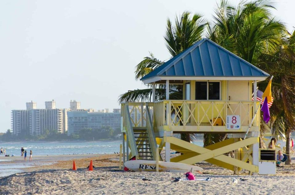 Charming Corners of Miami Walking Tour for Couples - World Erotic Art Museum