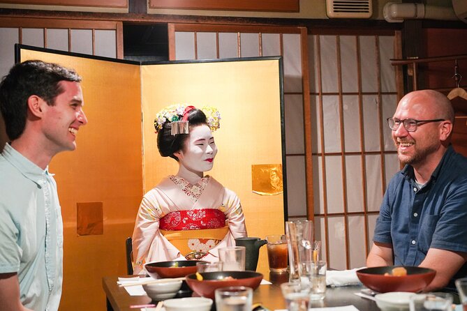 Dinner With Maiko in a Traditional Kyoto Style Restaurant Tour - Gion Exploration