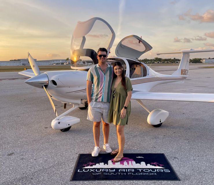 Fort Lauderdale/Miami: Private Luxury Airplane Tour - Complimentary Refreshments and Champagne