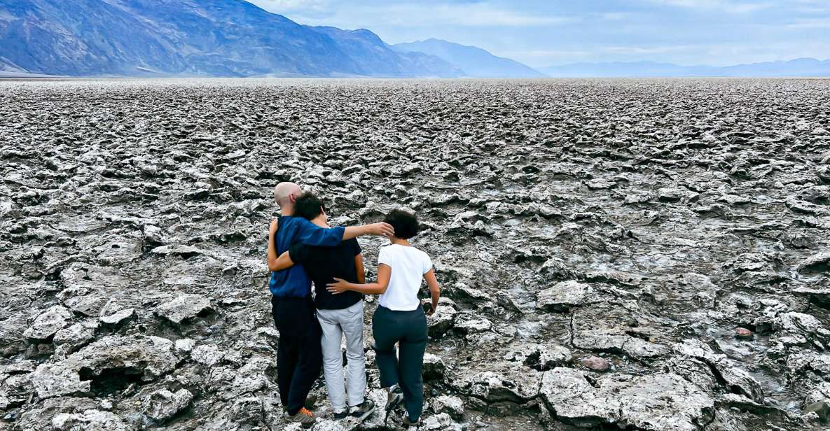 From Las Vegas: Small Group 10 Hour Tour at the Death Valley - Badwater Basin