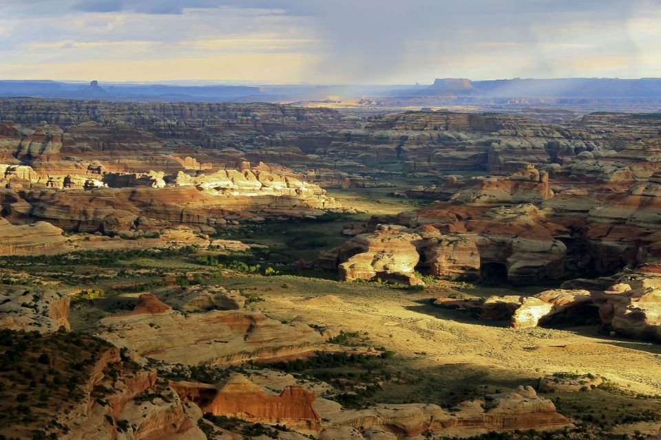 From Moab: Lavender Canyon 4x4 Drive & Hiking Combo Tour - Included in the Tour