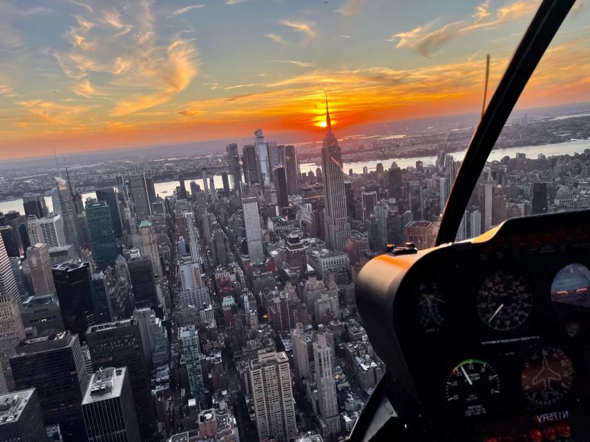 From Westchester: New York City Scenic Helicopter Tour - Flight Itinerary