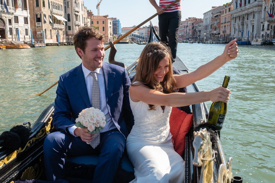 Grand Canal: Renew Your Wedding Vows on a Venetian Gondola - Practical Information