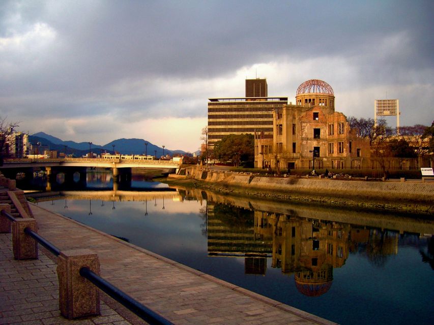 Hiroshima: Audio Guide to Hiroshima Peace Memorial Park - Accessing the Audio Guide