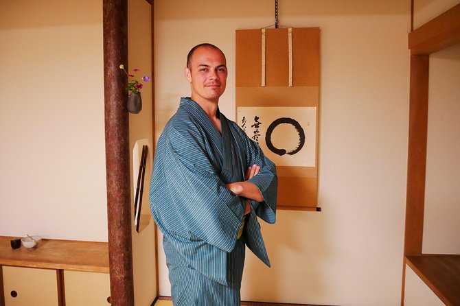 Kimono and Authentic Tea Ceremony in Miyajima - Matcha Tea Preparation