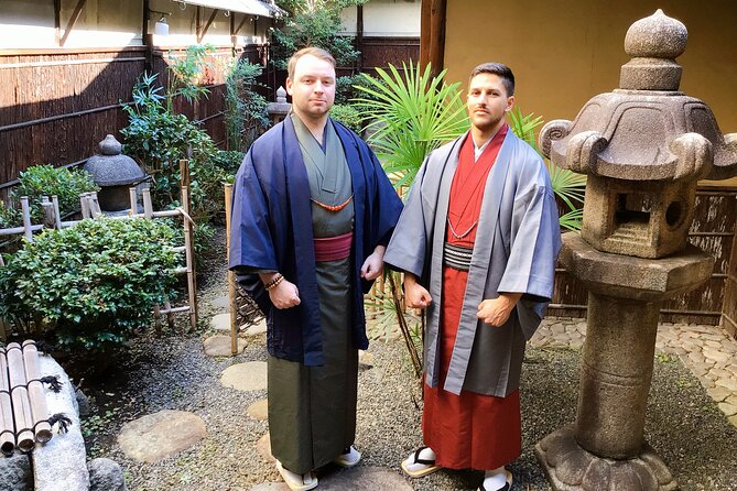 Kimono Rental at Kyoto Maikoya, NISHIKI - Rental of Additional Warm Clothes