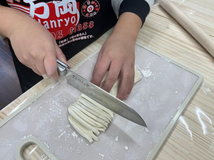 Kyoto: Japanese Udon and Sushi Cooking Class With Tastings - Dashimaki Omelet Cooking