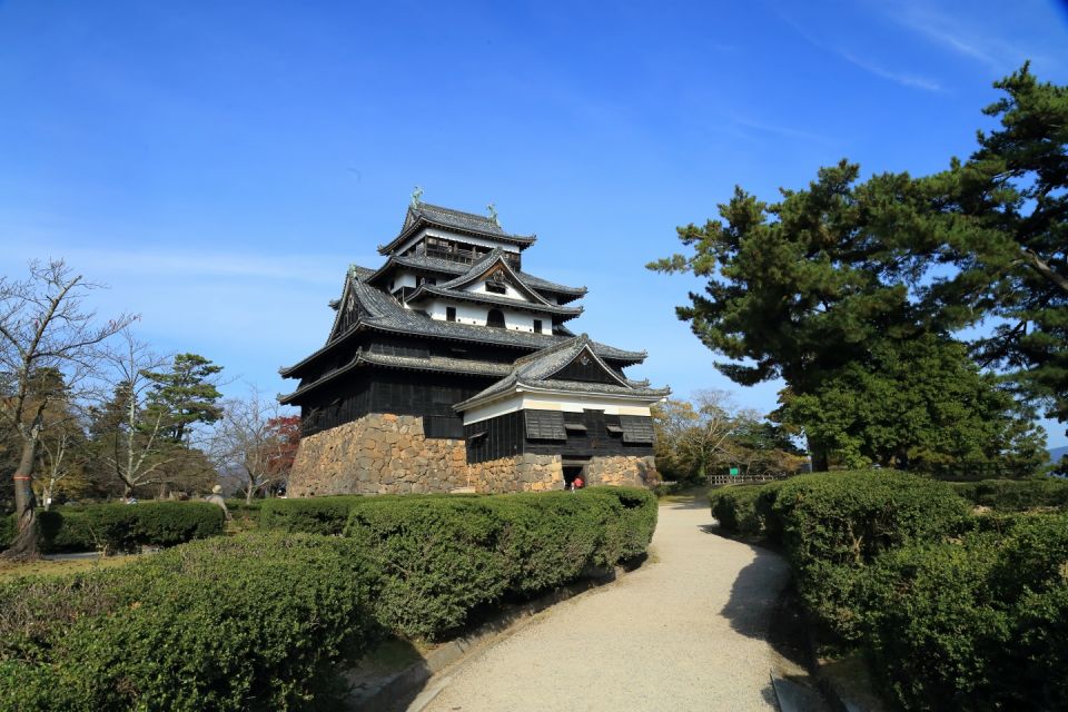 Matsue: Private Customized Tour With Izumo Taisha Shrine - Exploring Matsue and Shimane Prefecture
