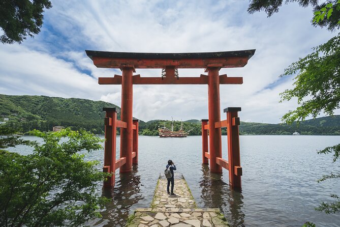 Mt. Fuji or Hakone Private Sightseeing Day Tour From Tokyo - Meeting Point Information