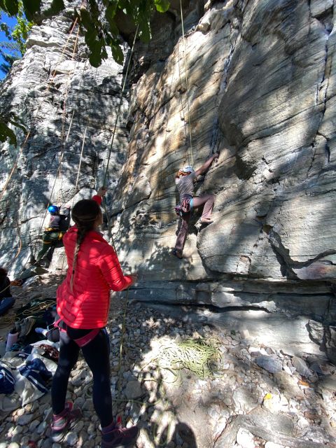 Pilot Mountain, Nc: Go Rock Climbing With an AMGA Guide - Ascending New Heights Outdoors