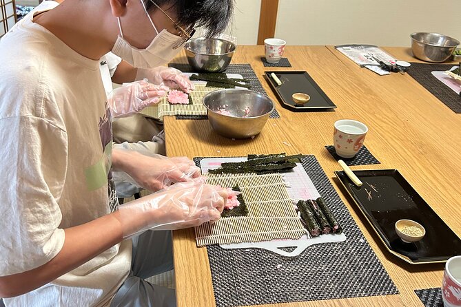 Private Adorable Sushi Roll Art Class in Kyoto - Accessibility and Requirements