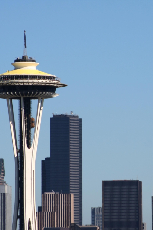 Seattle's Romantic Rendezvous: A Journey of Love - Language and Tour Specifics