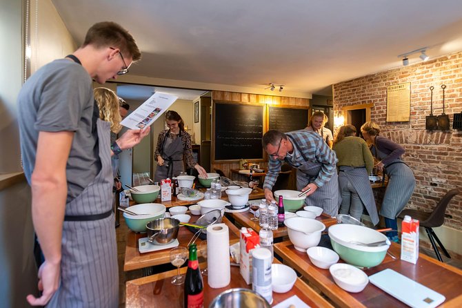 The Waffles N Beer Workshop in Bruges Centre - Group Size