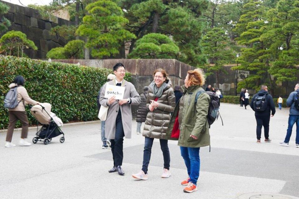 Tokyo: Chiyoda Imperial Palace Walking Tour - Exploring the East Gardens