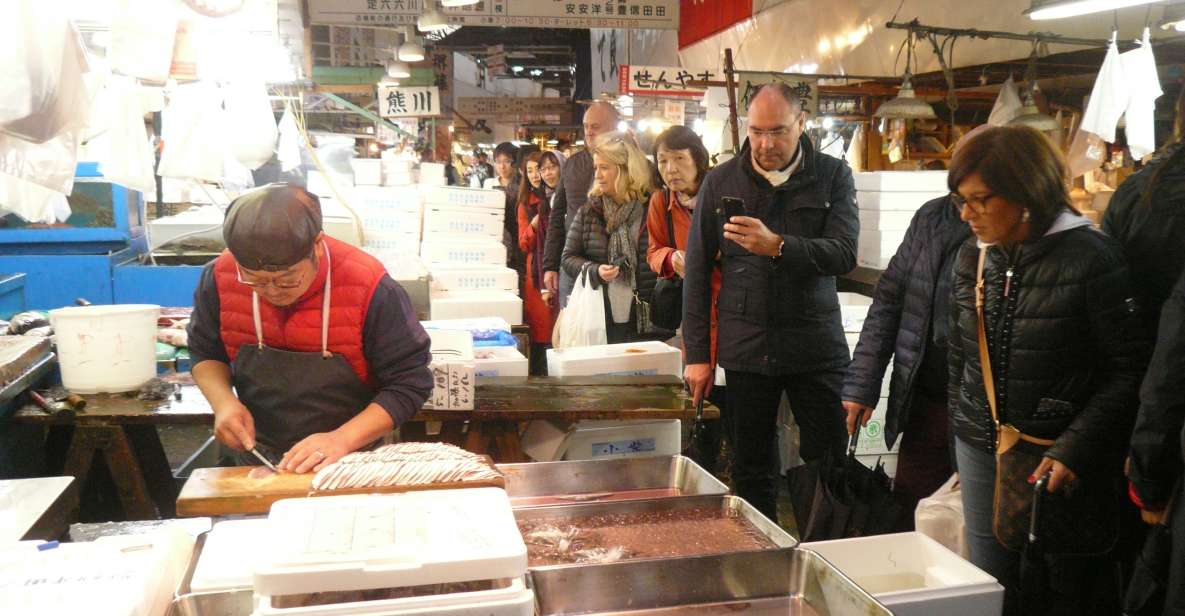 Tokyo: Guided Walking Tour of Tsukiji Market With Breakfast - Sampling Local Specialties