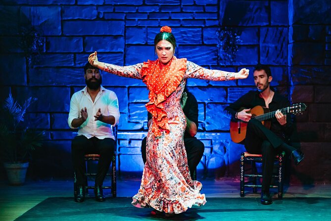 Triana. Flamenco Show With Drink - Visitor Experiences