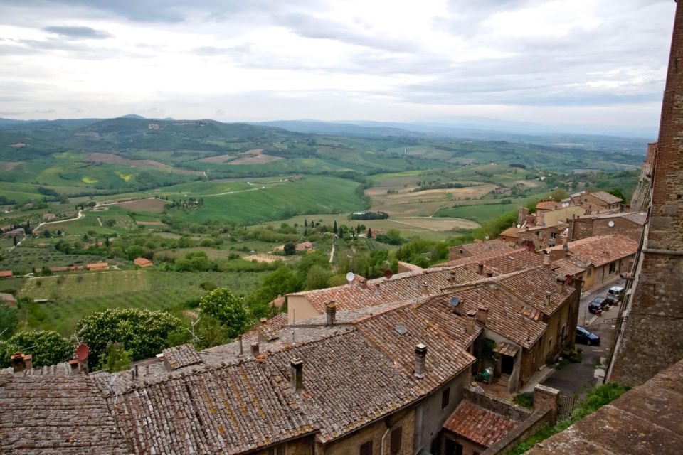 Valdorcia: Montalcino and Montepulciano Landscapes in the World - Montepulciano: Land of Nobile Wine