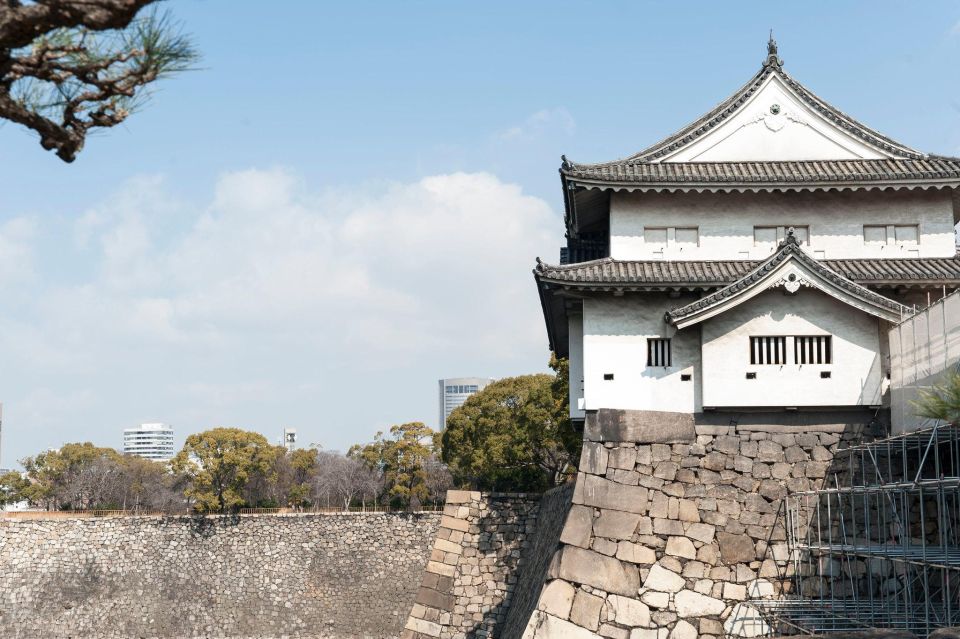 Audio Guide: History of Osaka Castle Park - Shinto Temple Dedicated to Hideyoshi