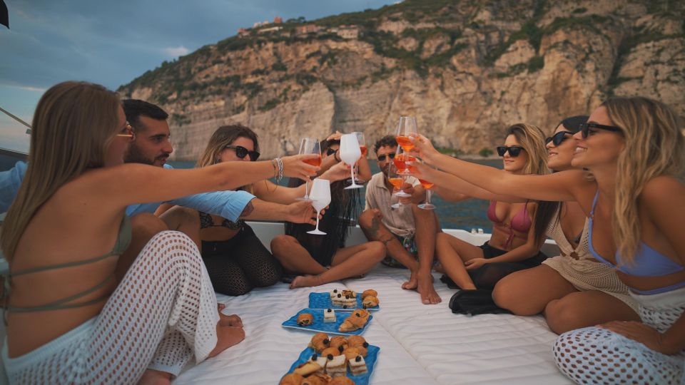 Capri Private Boat Tour: Free Bar, Snack and Extra Included - Convenient Meeting Point Location