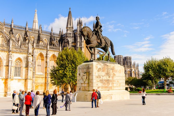 Fatima, Batalha, Nazare, Obidos Full-Day Group Tour From Lisbon - Cancellations and Refunds Policy