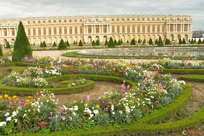 Givernys House & Gardens Plus Versailles Palace Day Trip With Lunch From Paris - Cancellation Policy