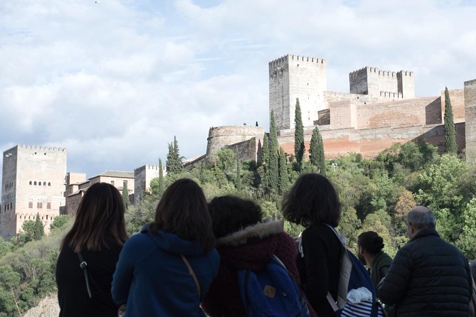 Granadas Hidden Treasures: Albayzin and Sacromonte Walking Tour - Customer Reviews