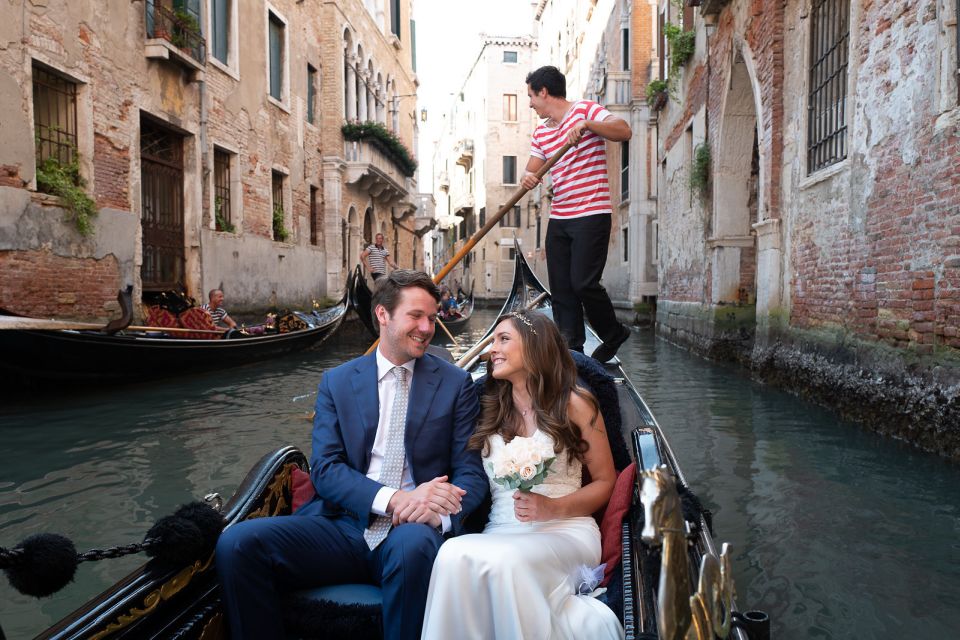 Grand Canal: Renew Your Wedding Vows on a Venetian Gondola - Booking Details