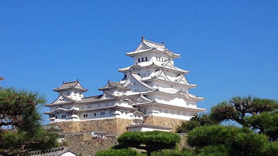 Himeji: Private Customized Tour With Licensed Guide - Enjoy Shopping Experiences