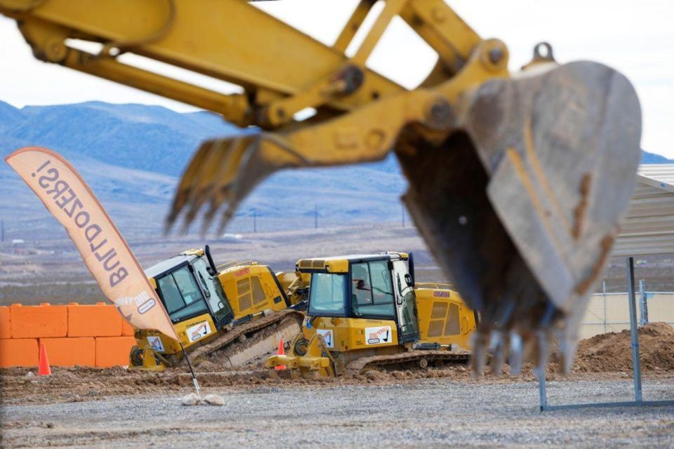 Las Vegas: Dig This - Heavy Equipment Playground - Safety and Guidance