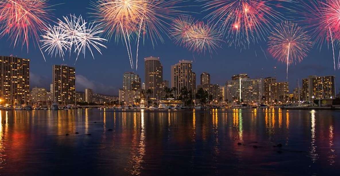 Oahu: Waikiki Fireworks Sail - Book Your Waikiki Fireworks Sail
