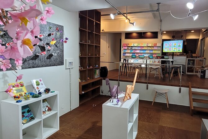 Origami Fun for Families & Beginners in Asakusa - Photo Opportunities and Origami Books