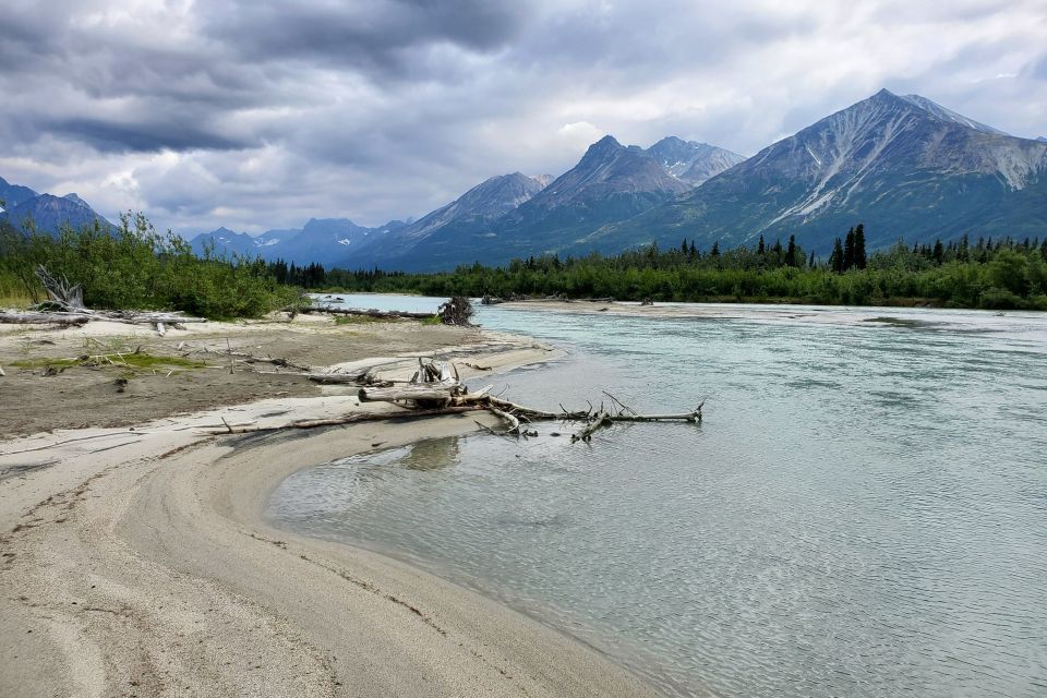 Port Alsworth: 7-Day Crewed Charter and Chef on Lake Clark - Important Guidelines