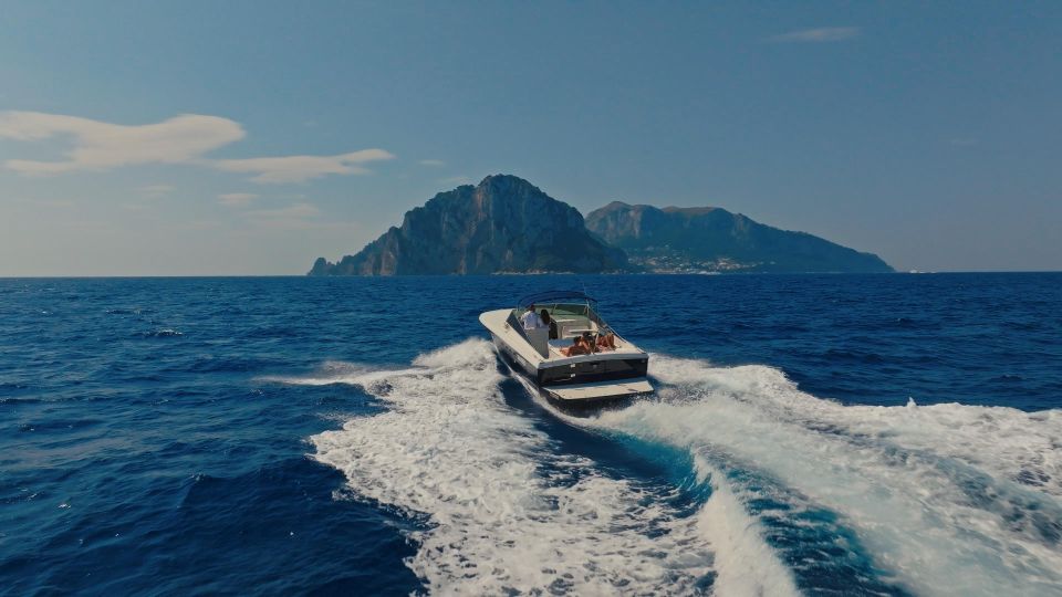 Private Luxury Boat Transfer : From Napoli to Capri - Inclusions
