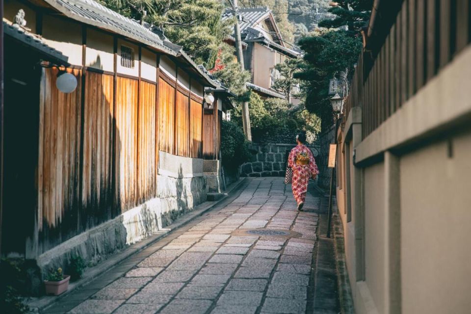 Soul of Kyoto: Timeless Traditions and Tantalizing Tastes - Exploring Gions Geisha Culture