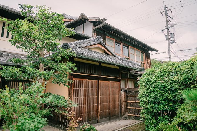 Stunning Private Tea Ceremony: Camellia Garden Teahouse - History and Rituals of Matcha