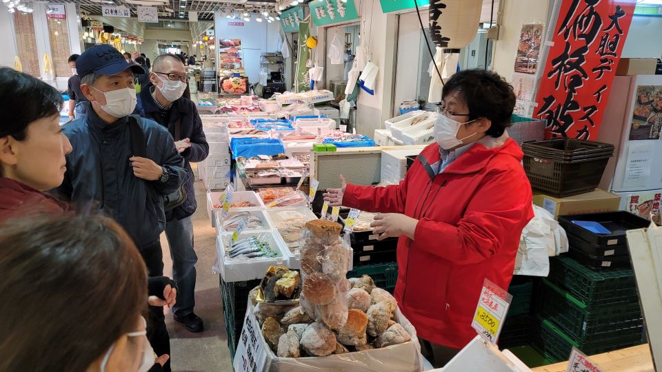 Tokyo: Guided Walking Tour of Tsukiji Market With Lunch - Meeting Point