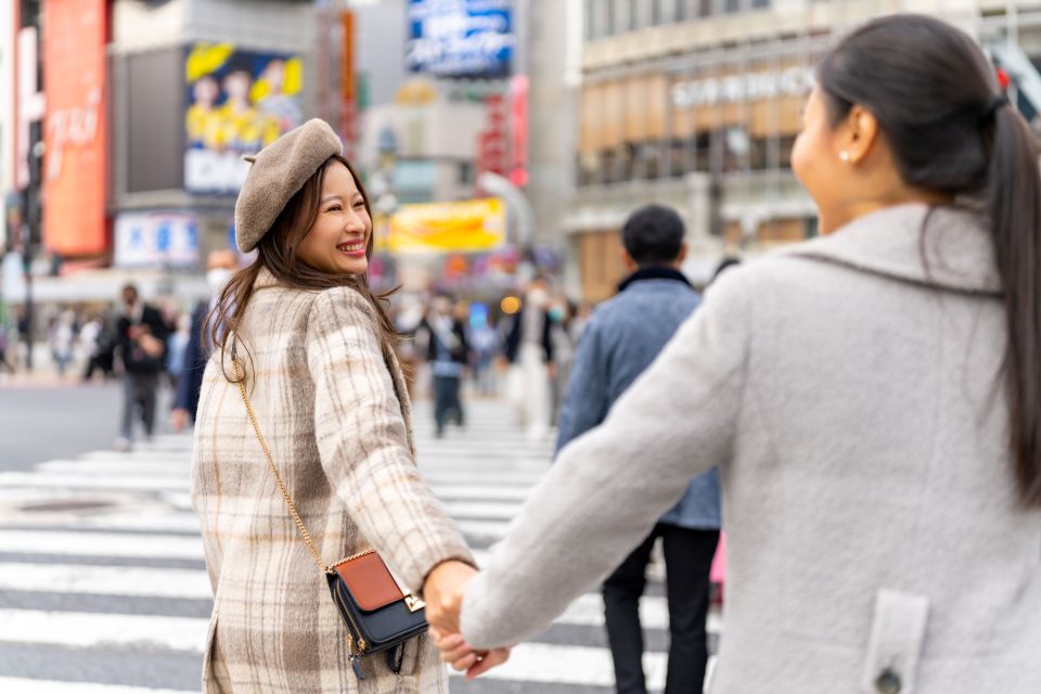 Tokyo: Private Photoshoot at Shibuya Crossing - Language Support