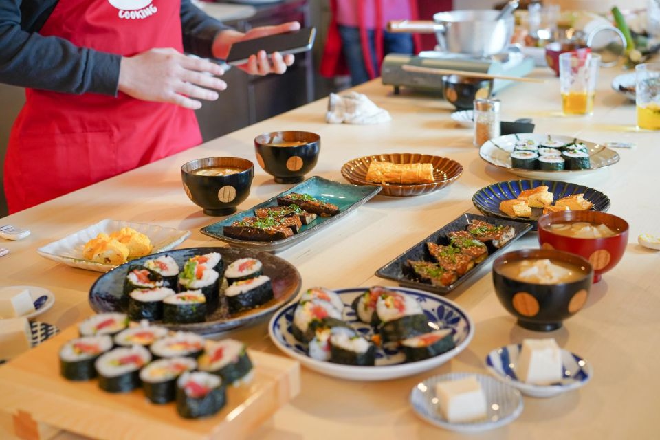 Tokyo: Sushi Cooking Class With Sake Tasting - Learning Sushi Preparation Techniques