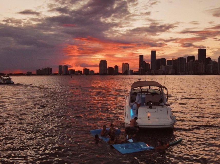 Tour of the City of Miami and Its Beautiful Sunset - Experience Highlights
