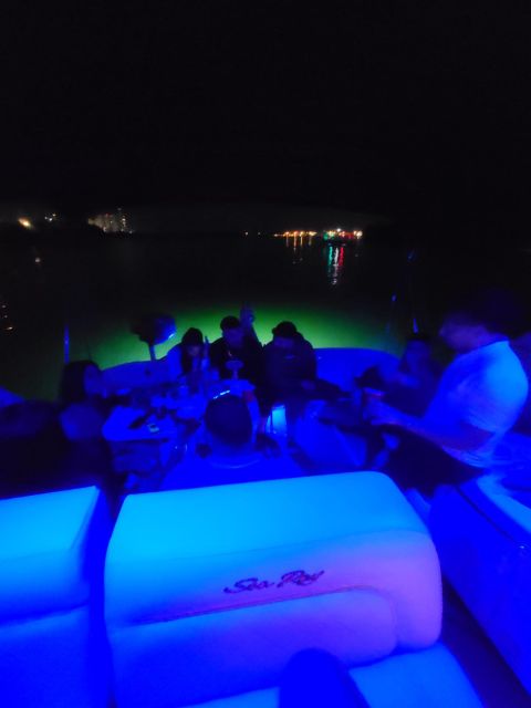 Yacht Cruise Biscayne Bay, Miami Beach and Sand Bar. 40Ft - Meeting Point and Information