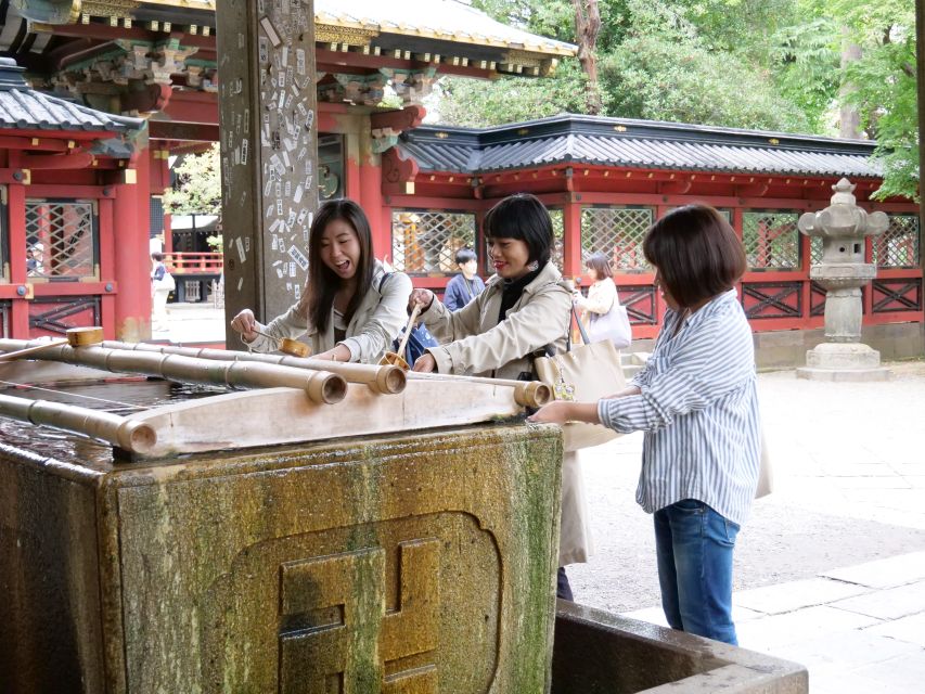 Yanaka District: Historical Walking Tour in Tokyos Old Town - Crafting a Lucky Cat Statue