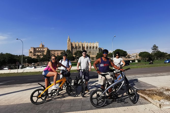 3 Hours Historical E-Bike Tour in Palma De Mallorca - Cancellation Policy