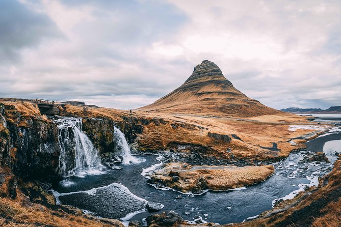 8-Day Small Group Tour Around Iceland in Minibus From Reykjavik