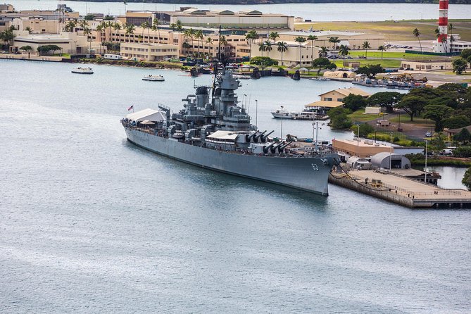 Deluxe Pearl Harbor, USS Arizona Memorial & Honolulu City Tour - Background