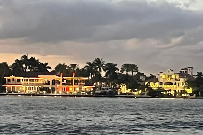 Evening Boat Cruise Through Downtown Ft. Lauderdale - Frequently Asked Questions